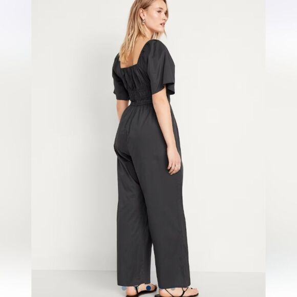 Elegant Black Jumpsuit Smocked-Waist Wide-Leg Jumpsuit Medoum Old Navy - Picture 3 of 8